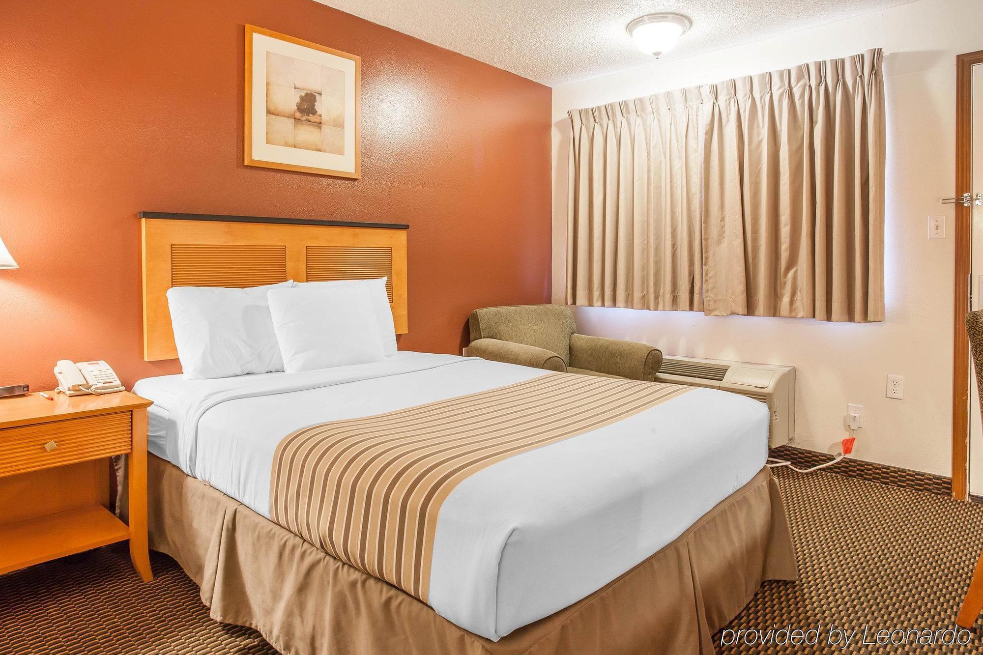 Oyo Hotel Chehalis I-5 South Exterior photo